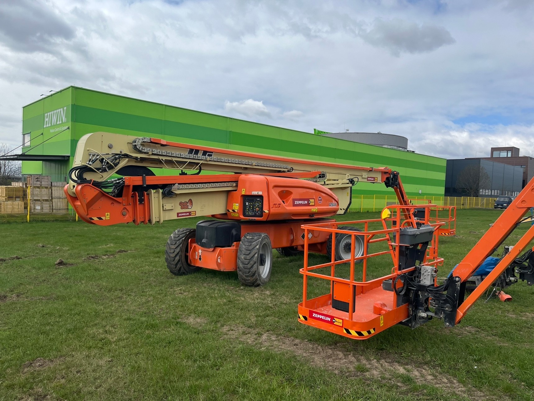 Pracovná plošina JLG 1250AJP - Kĺbové pracovné plošiny 2