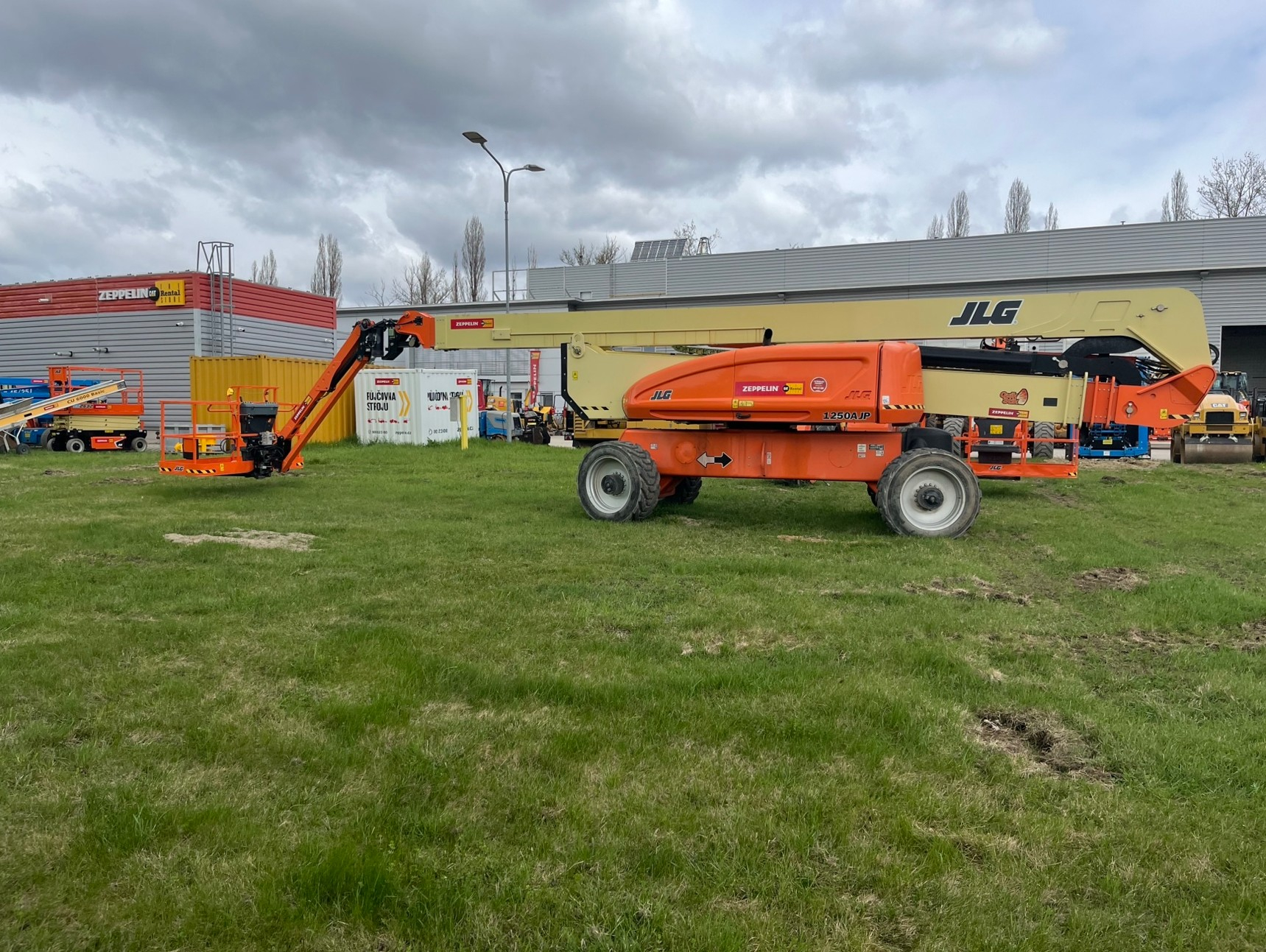 Pracovná plošina JLG 1250AJP - Kĺbové pracovné plošiny 3