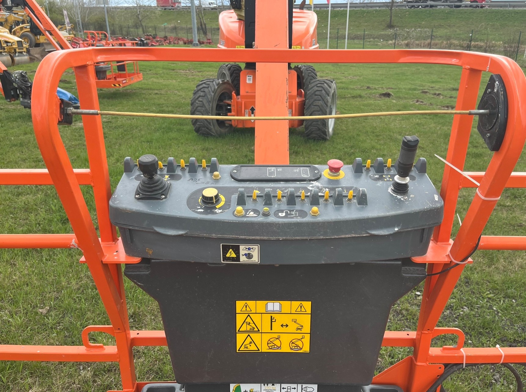 Pracovná plošina JLG 1250AJP - Kĺbové pracovné plošiny 6