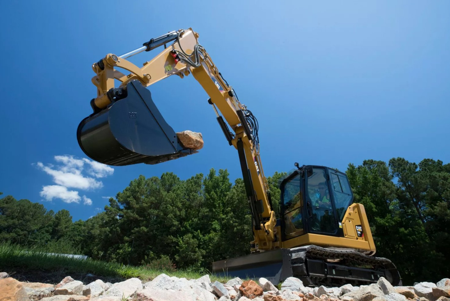 Pásové rýpadlo CAT® 308 CR SB - Minirýpadlá záhradná technika 004