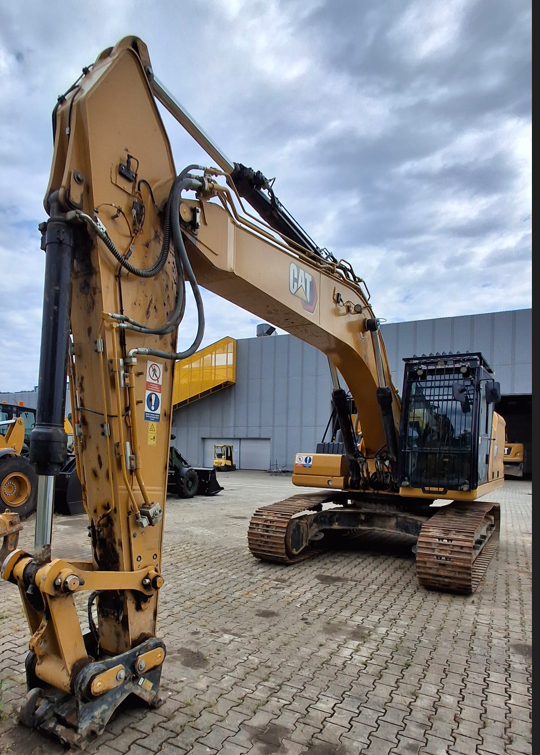 CAT 326 GWP30047 04
