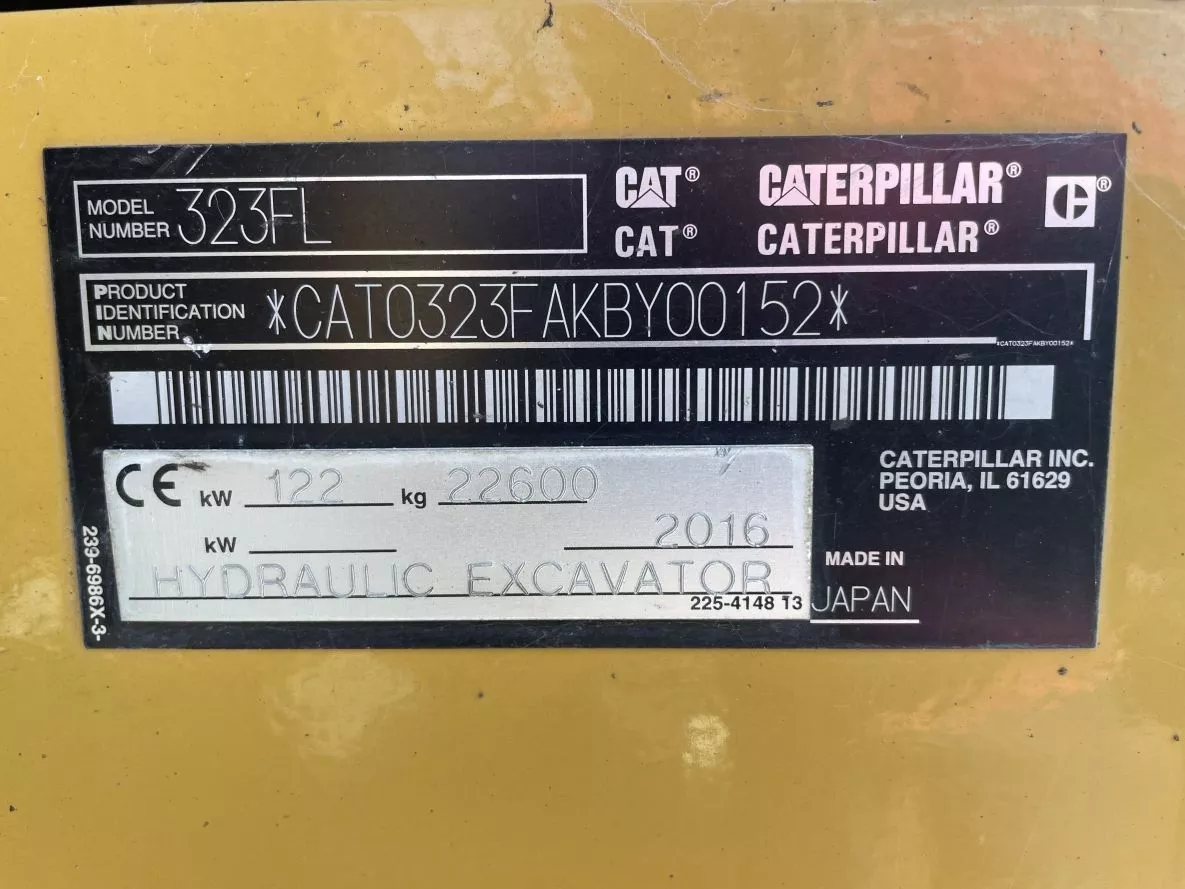Pásové rýpadlo Caterpillar 323F L