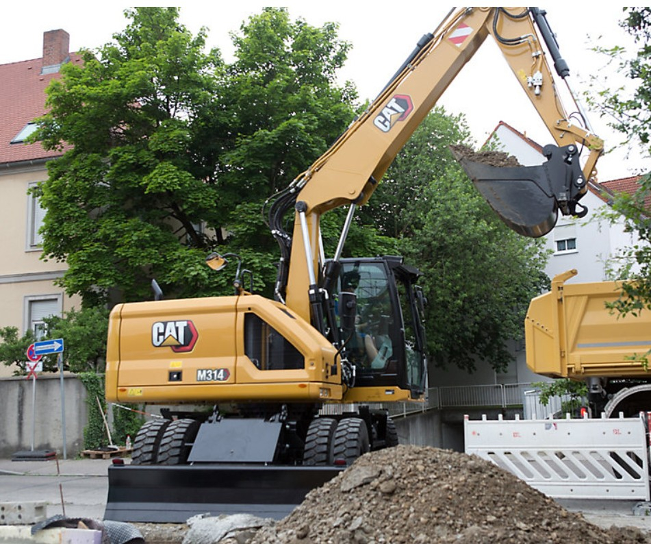 Kolesový bager CAT M314 - Kolesové bagre 2