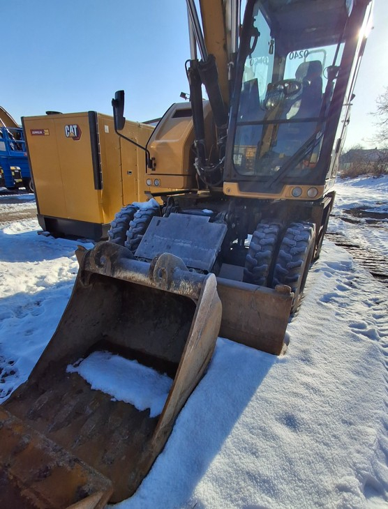 M314 K3H00240_03.jpg