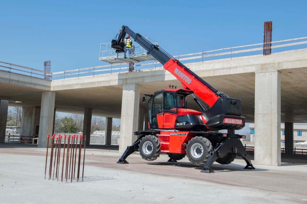 Rotačný teleskopický manipulátor Manitou MRT 2145 Vision -Teleskop. manipulátory