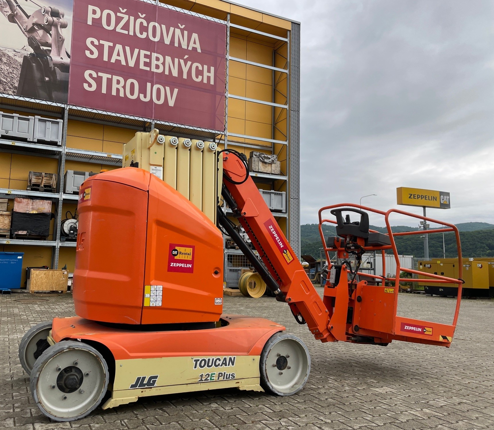 Pracovná plošina JLG Toucan 12E 1